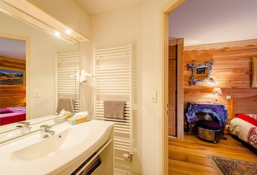 Четырехместный Номер Стандарт, Auberge De Liezey