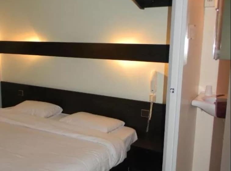 اتاق استاندارد, Class Hôtel