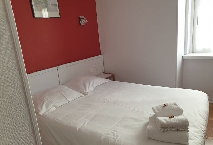 Семейный Номер, Hôtel Hermance