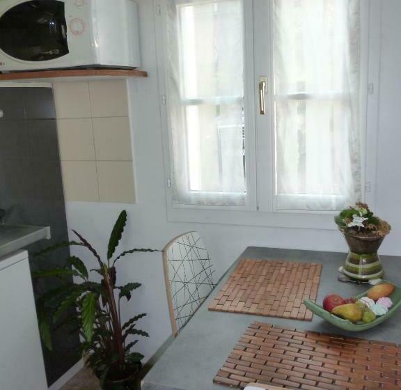 آپارتمان 1 خوابه, Hôtel Picardia