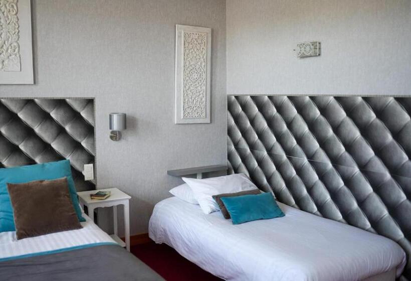 اتاق استاندارد سه نفره, Hôtel Picardia