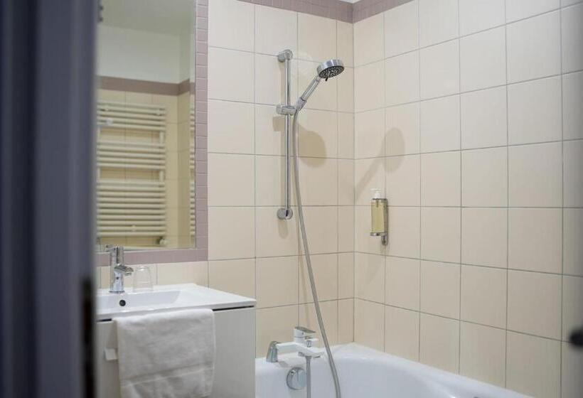 اتاق استاندارد, Hôtel Picardia