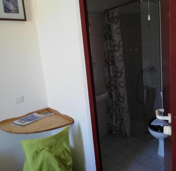 Номер Стандарт Трехместный, L'Auberge d'Eygliers