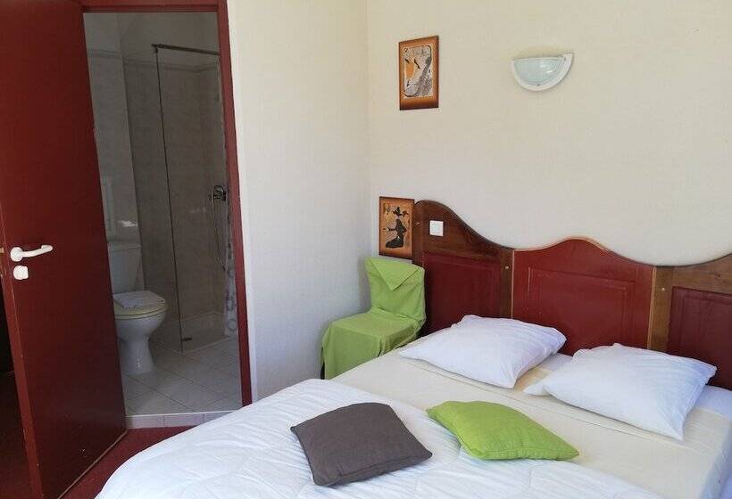 Номер Стандарт Трехместный, L'Auberge d'Eygliers