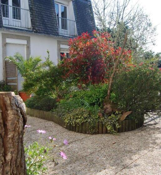 اتاق استاندارد چهار تخته, Le Bretagne   Hôtel