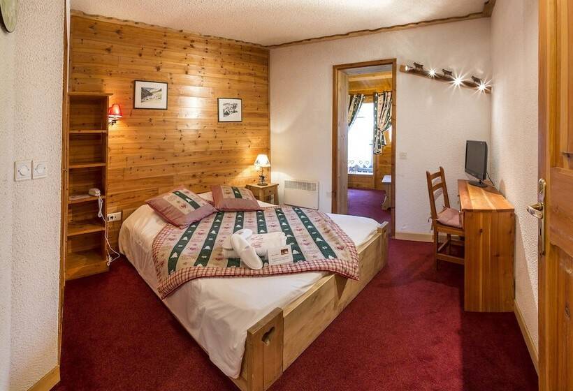 Номер Стандарт Трехместный, Le Chalet D'en Hô