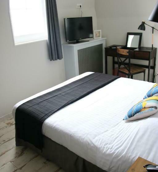 스탠다드 룸 바다 전망, Les Fregates