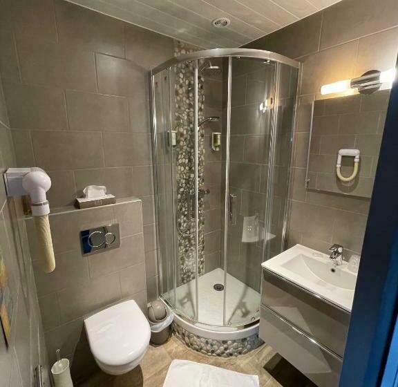 스탠다드 룸 바다 전망, Les Fregates