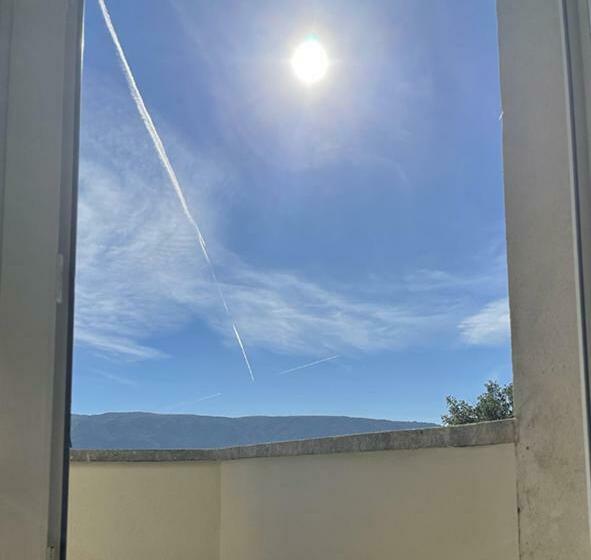 غرفة سوبيريور ثلاثية, Les Loges Du Luberon