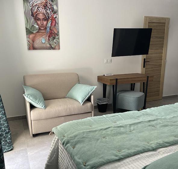 Quarto Triplo Estandar, Les Loges Du Luberon