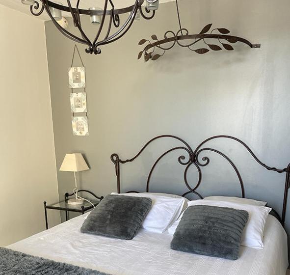 غرفة سوبيريور, Les Loges Du Luberon