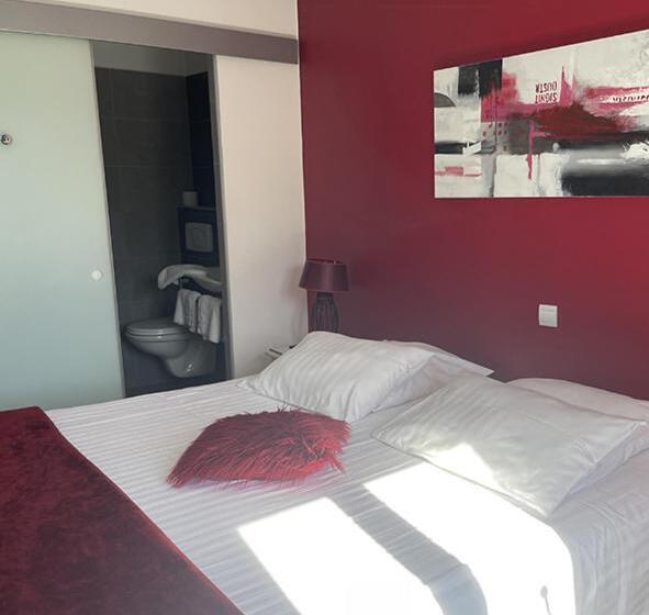 Номер Стандарт, Les Loges Du Luberon