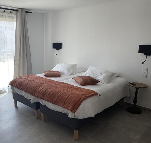 Quarto Triplo Estandar, Les Loges Du Luberon