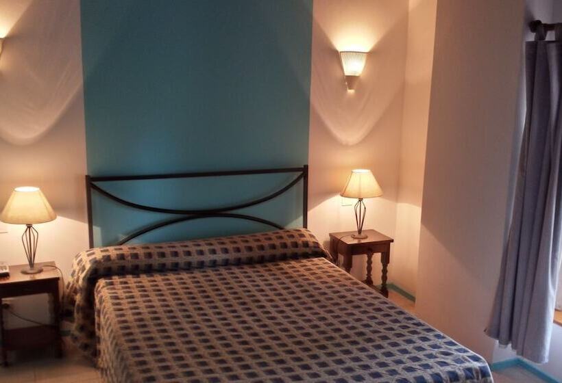 Номер Стандарт, Moulin De Bourgchateau