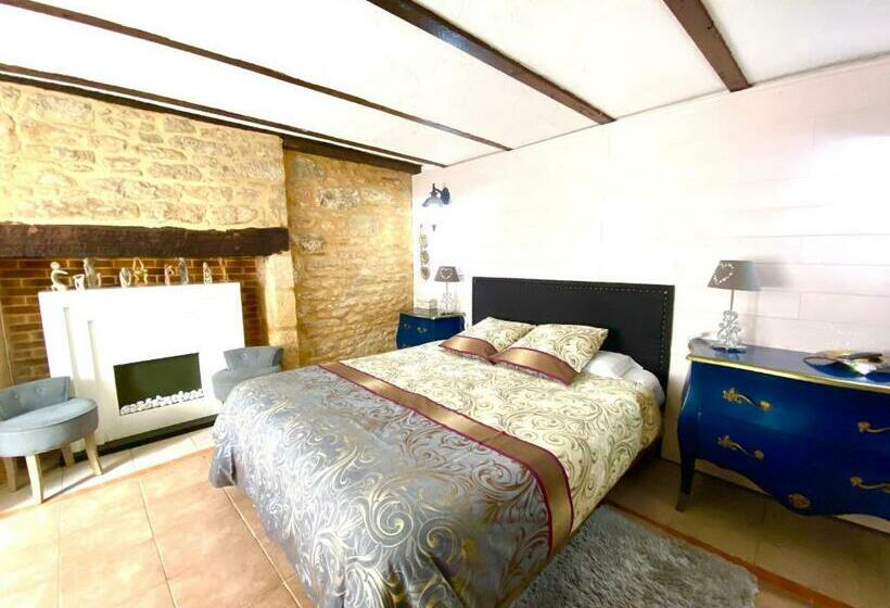 Номер Basic, La Clef Des Songes B&b De Charme   Sarlat Centre   Parking Gratuit   Piscine Et Espace Bien être à 4