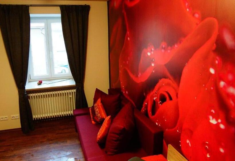 Номер Стандарт Совместная Ванная, Bavaria City Hostel   Design Hostel