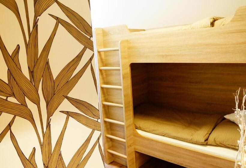 Четырехместный Номер Классик, Bavaria City Hostel   Design Hostel