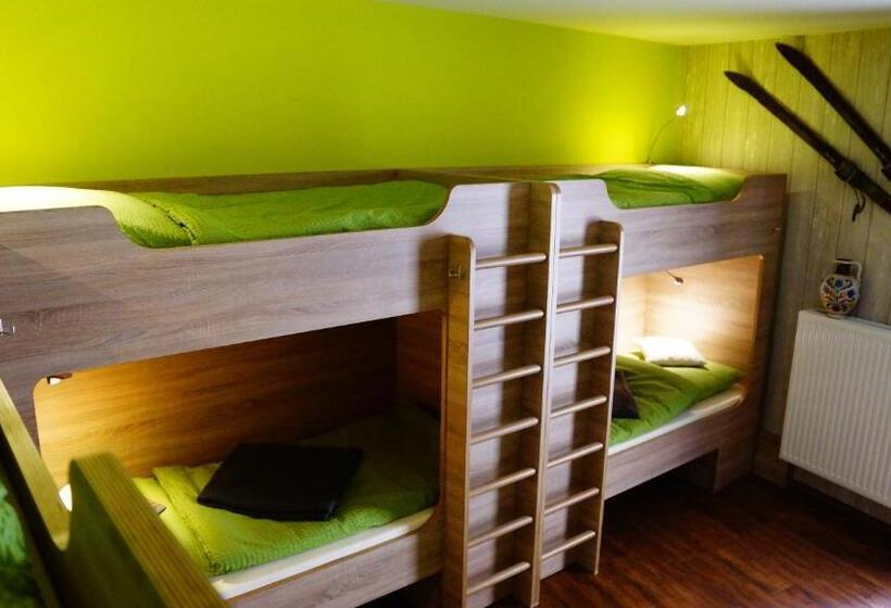 Family Suite, Bavaria City Hostel   Design Hostel