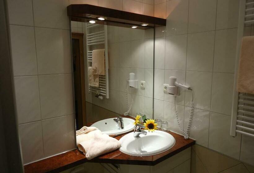 Номер Стандарт, Gasthof Hotel Dilger