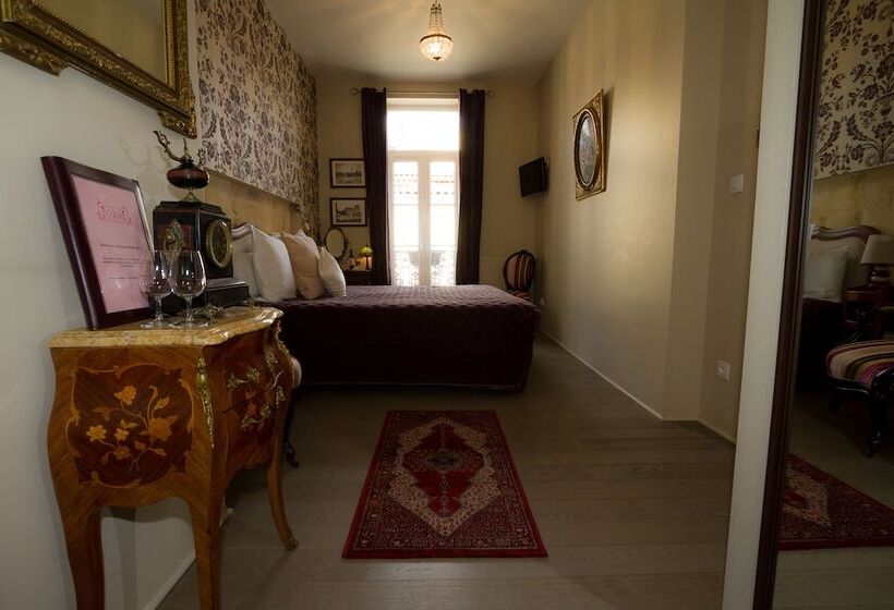 اتاق سوپریور, Au Coeur De Bordeaux B&b
