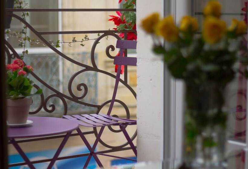 اتاق لوکس, Au Coeur De Bordeaux B&b