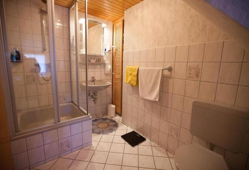 Номер Стандарт Вид на Сад, Gästehaus Heidehof