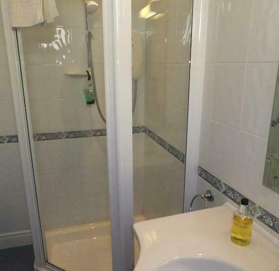 Семейный Номер, Elgin Villa