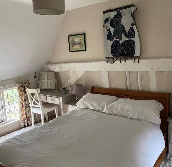 デラックスルーム, Mulleys Cottage