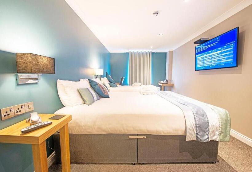 Семейный Номер, Dolphin Rooms