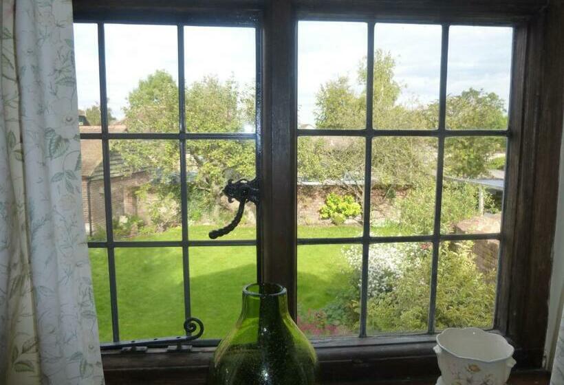 标准间, Strawberry Cottage B&b