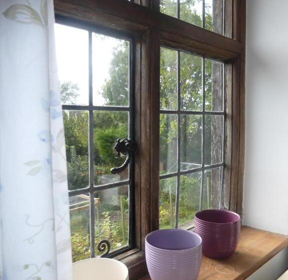 标准间, Strawberry Cottage B&b