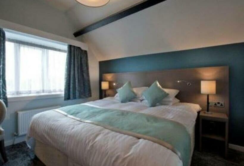 חדר משפחתי, The Portland Hotel Wetherspoon