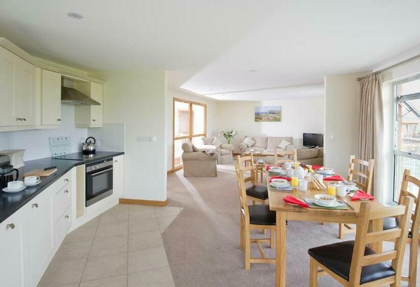 Номер Стандарт, Trevose Golf And Country Club