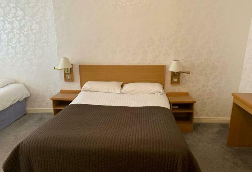 اتاق سوپریور چهار تخته, Waterford Lodge
