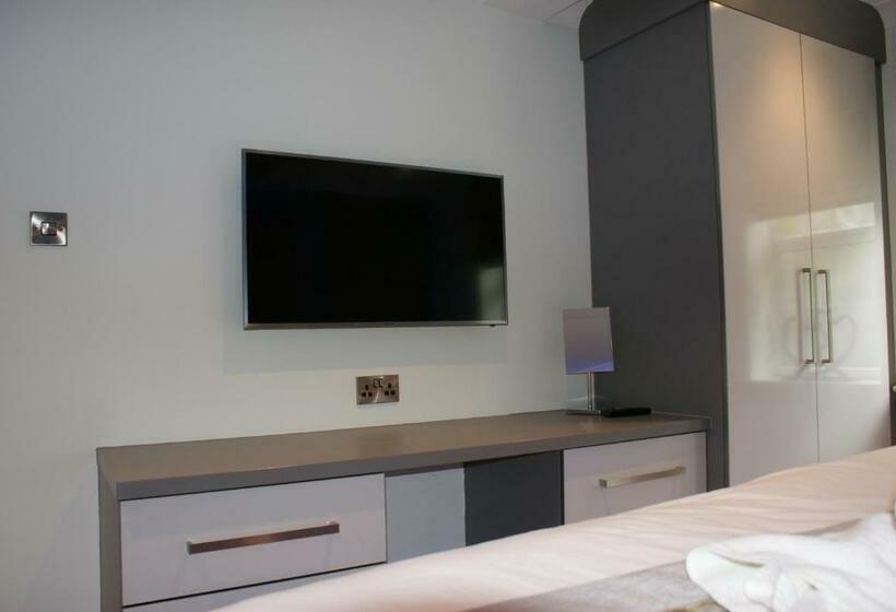 Люкс, The Avenue Hotel Ltd