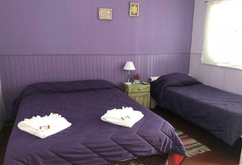 اتاق استاندارد سه نفره, La Morada Hosteria