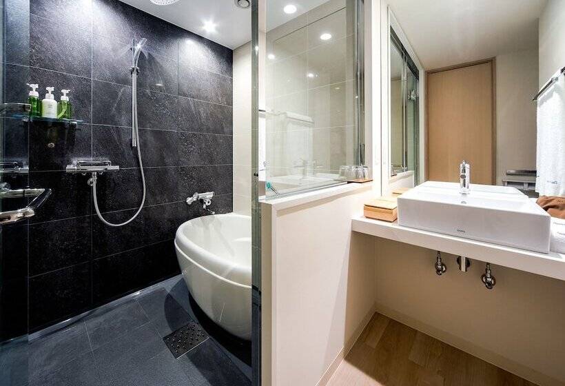 Номер Deluxe, Daiwa Roynet Hotel Kyoto Ekimae Premier