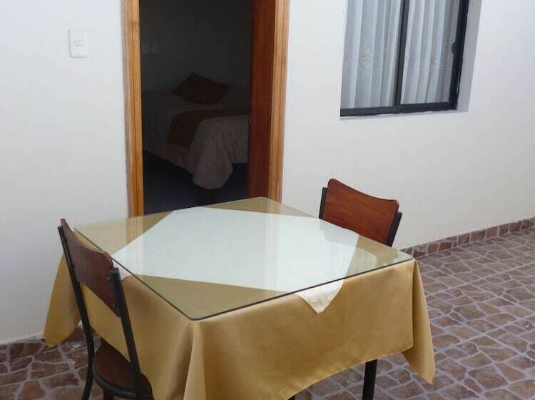 스위트, Hostal Fevilamir