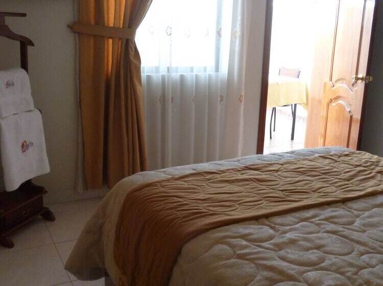 سوییت, Hostal Fevilamir