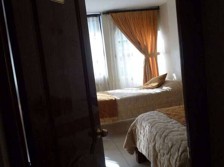 스탠다드 트리플 룸, Hostal Fevilamir