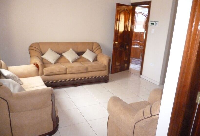 اتاق خانوادگی, Hostal Fevilamir