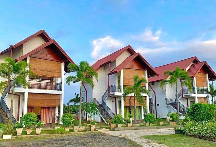 Семейный Номер, Avonil Resort Yala