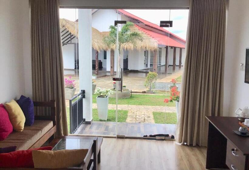 Номер Deluxe с Балконом, Avonil Resort Yala