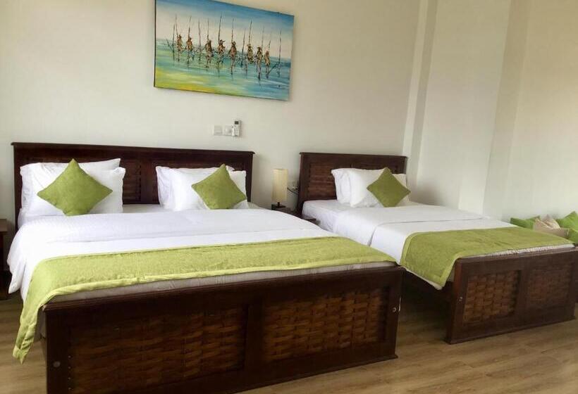 Трехместный Номер Стандарт с Балконом, Avonil Resort Yala