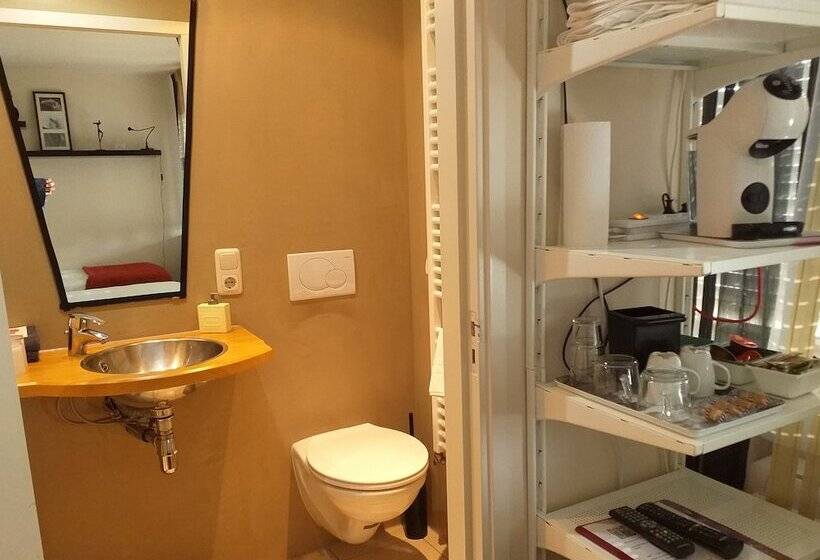 Номер Economy, B&b Oosterpark