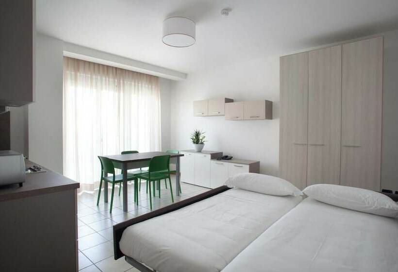 스탠다드 스튜디오, Residence Le Querce Lainate