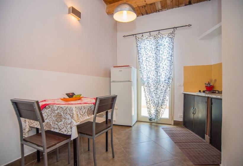 آپارتمان 1 خوابه با تراس, Residence Solemare