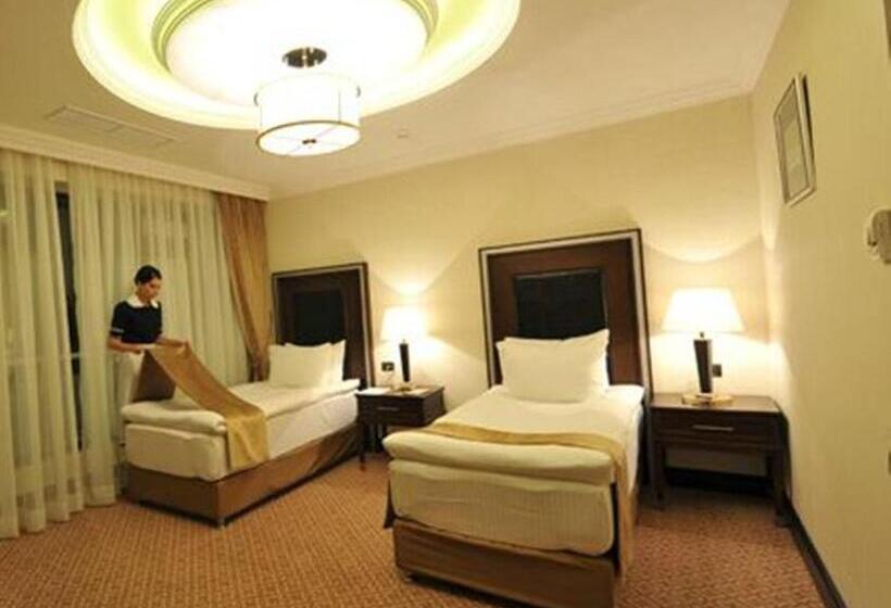 سوئیت با تخت بزرگ, Chinar Hotel & Spa Naftalan
