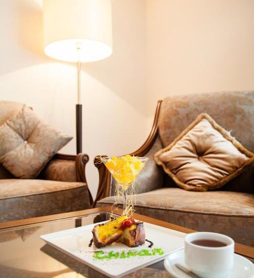 سوئیت با تخت بزرگ, Chinar Hotel & Spa Naftalan