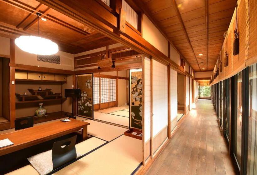 Люкс, 高野山 宿坊 桜池院  Koyasan Shukubo Yochiin